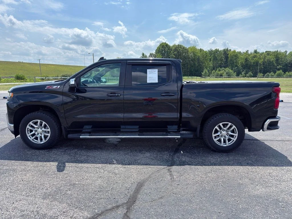 Used 2020 Black Chevrolet LT image 20