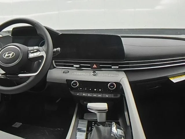 New 2026 Black Hyundai Limited image 34