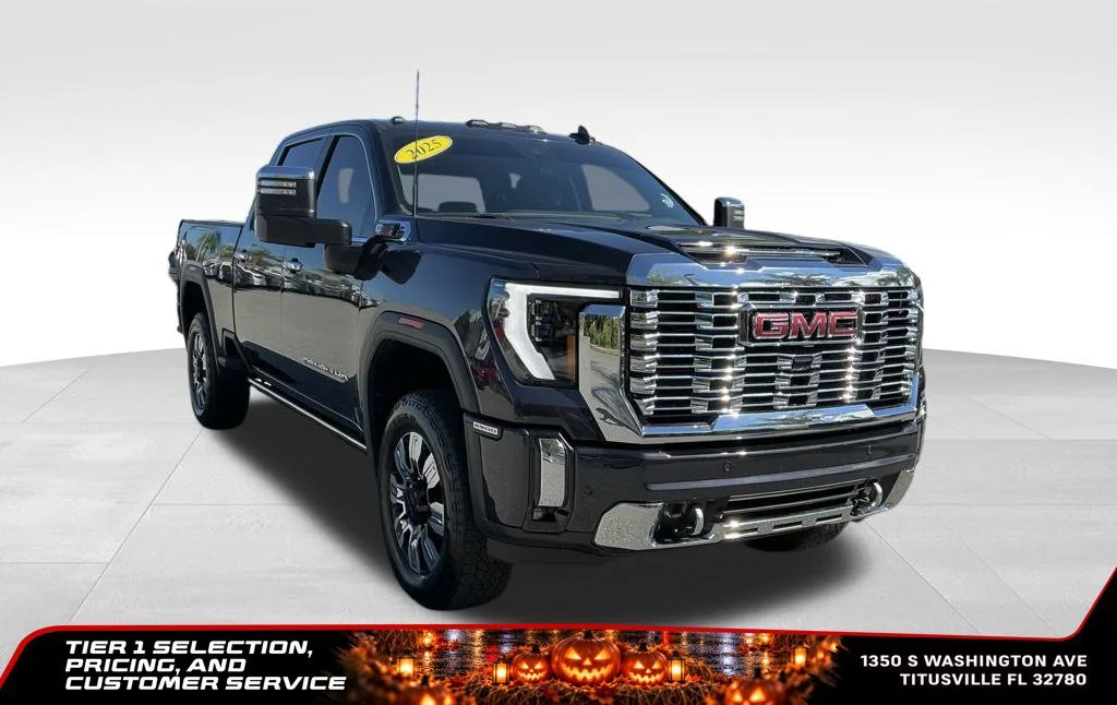 Used 2025 Titanium Rush Metallic GMC Denali image 13