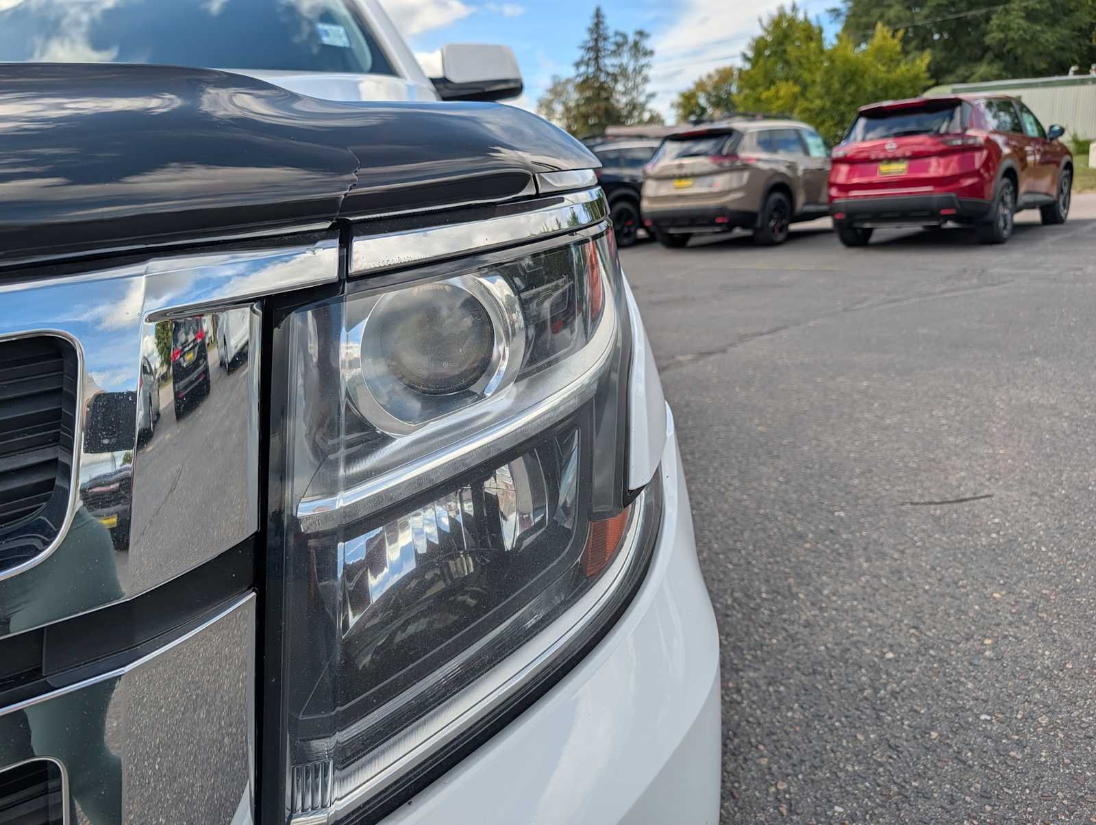 Used 2019 Summit White Chevrolet LT image 9