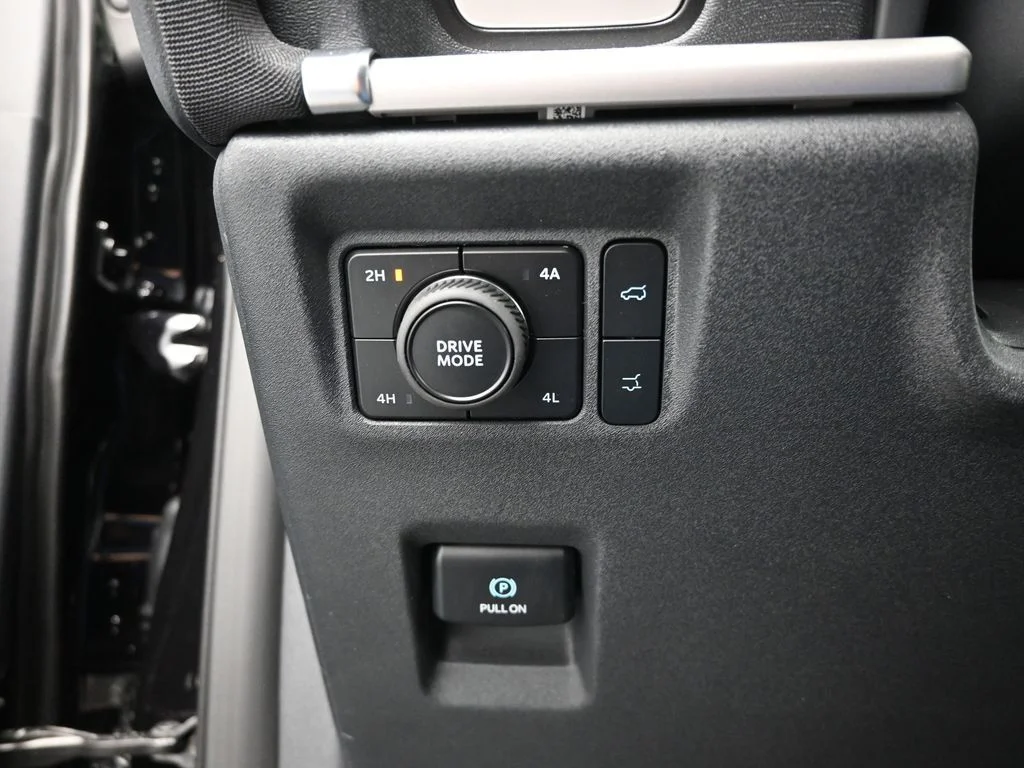 New 2026 Agate Black Metallic Ford Active image 14