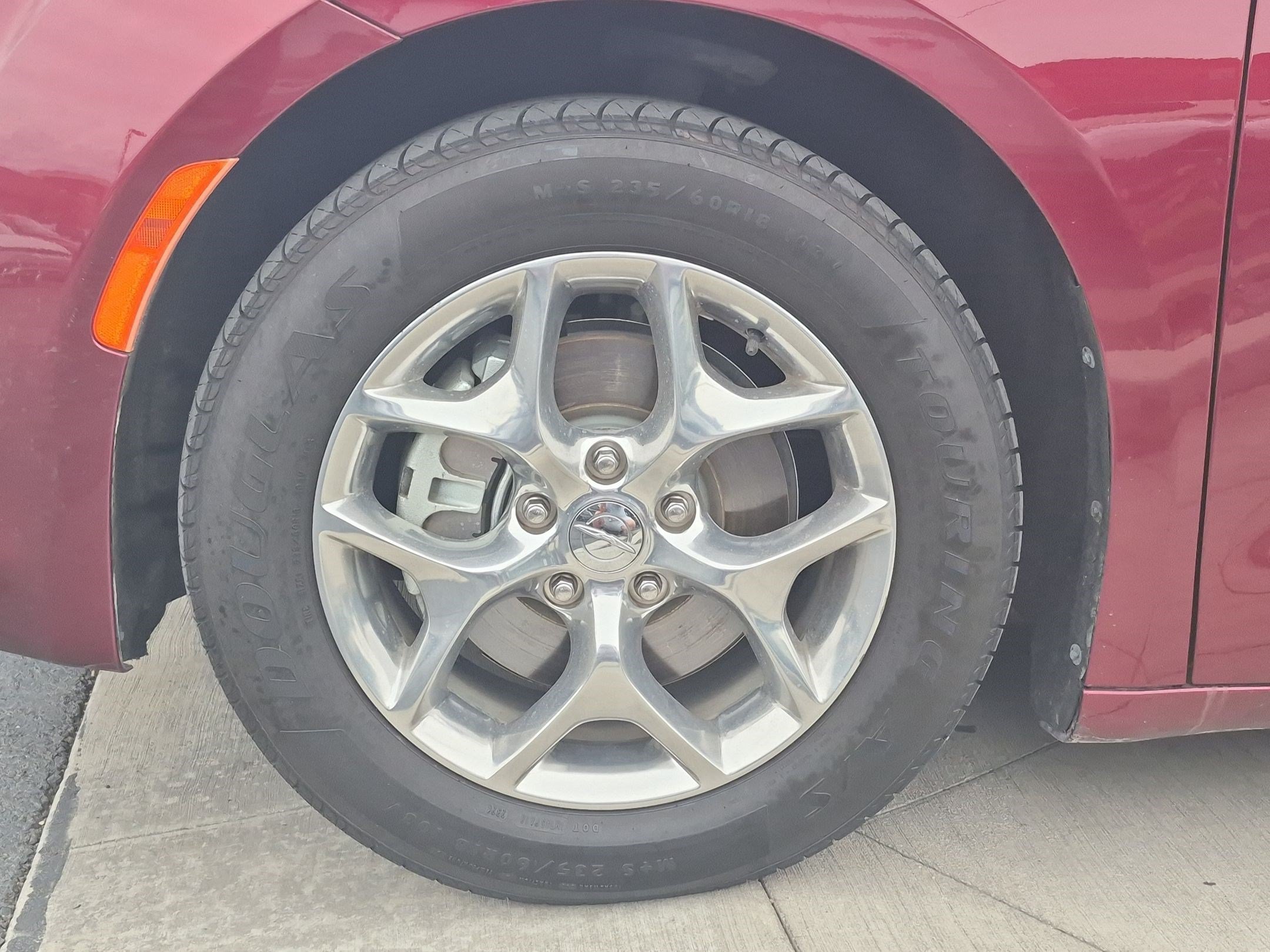 Used 2017 Velvet Red Pearlcoat Chrysler Limited image 11