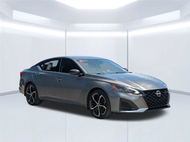 Used 2024 Gray Nissan 2.5 SR image 8