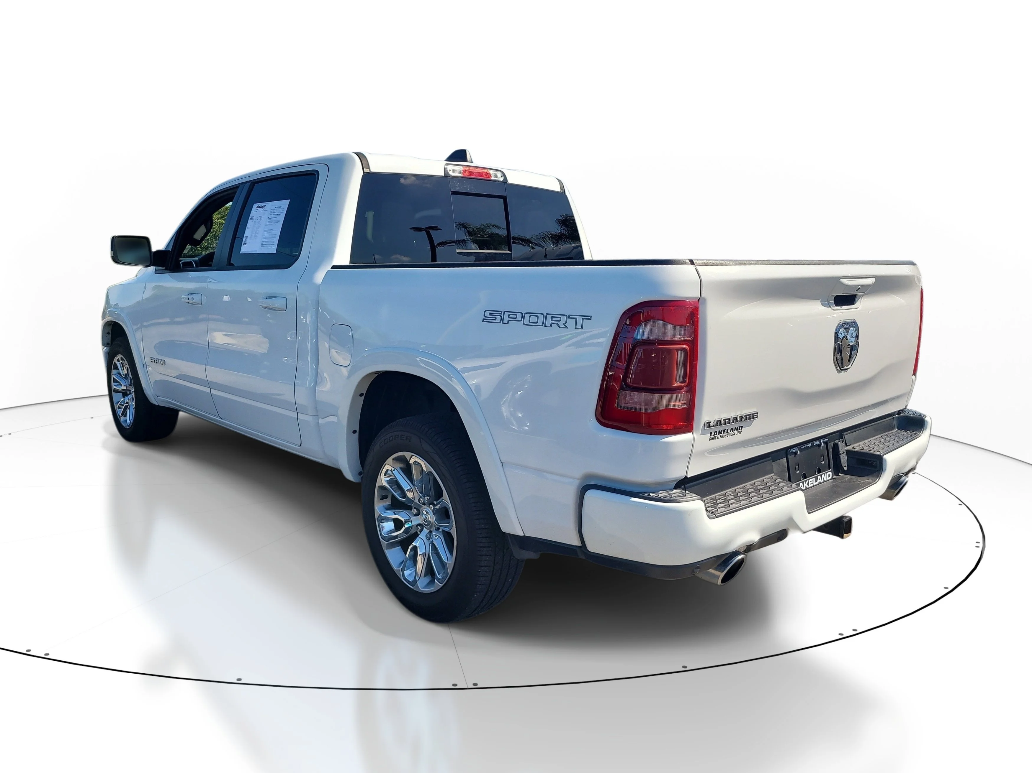 Used 2022 Bright White Clearcoat Ram Laramie image 6