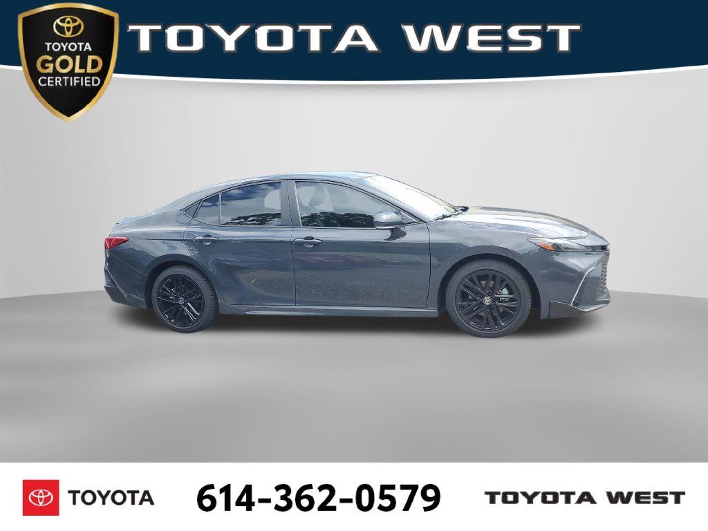 Used 2026  Toyota SE image 4