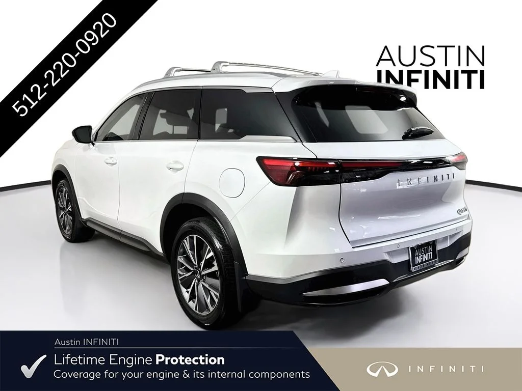 New 2027 White INFINITI LUXE image 7