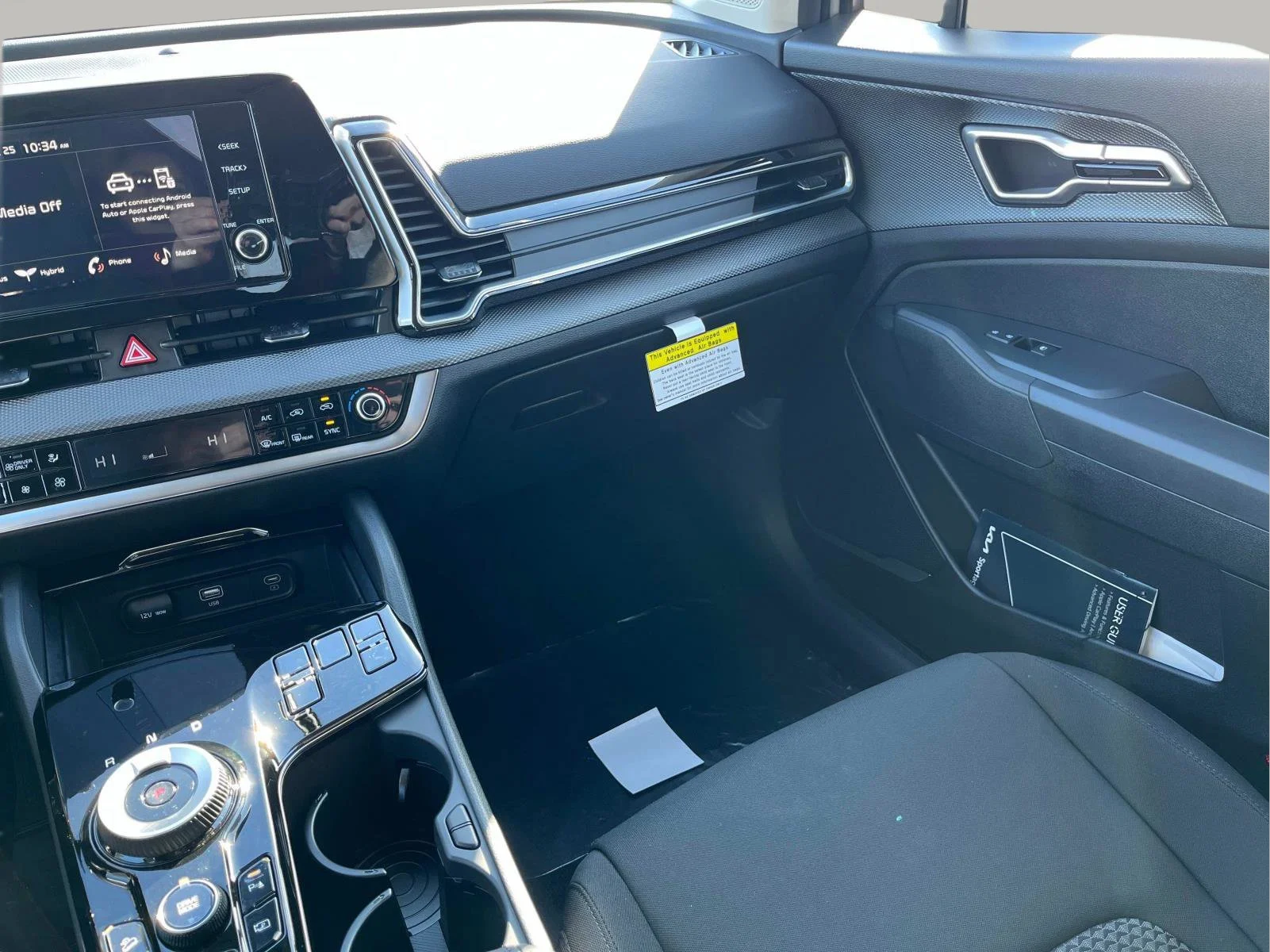 2025 Kia Sportage LX Hybrid - Photo 14