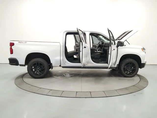 Used 2024 Summit White Chevrolet LT Trail Boss image 16
