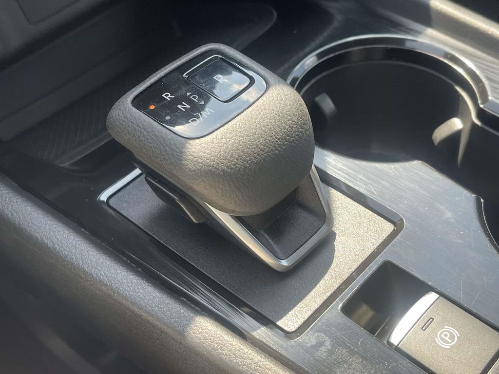 2025 Nissan Rogue SV - Photo 33