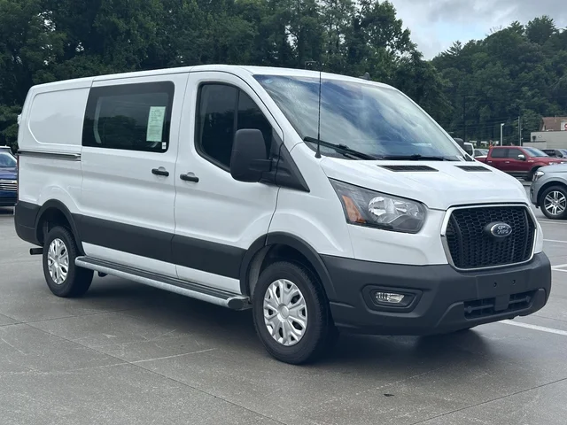 2025 Ford Transit-250 