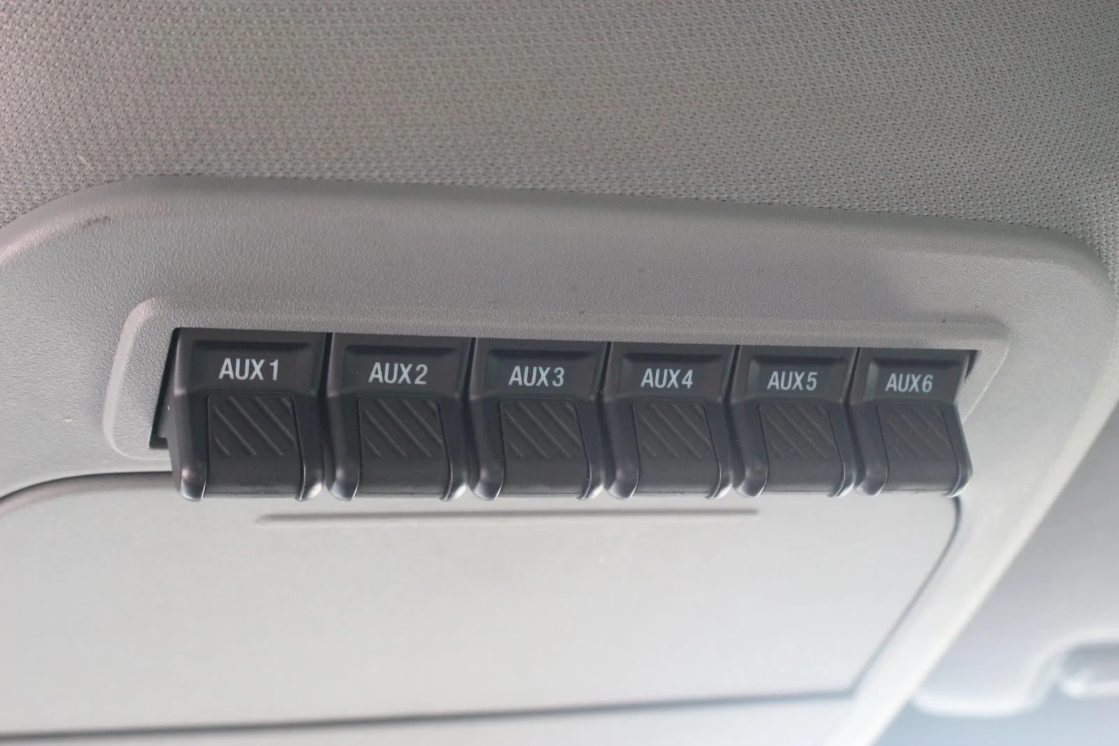 Used 2023 Oxford White Ford XL image 36