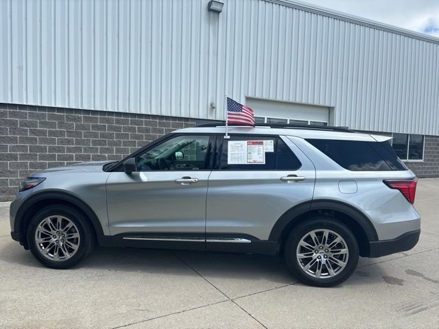 Used 2025 Silver Ford Active image 9