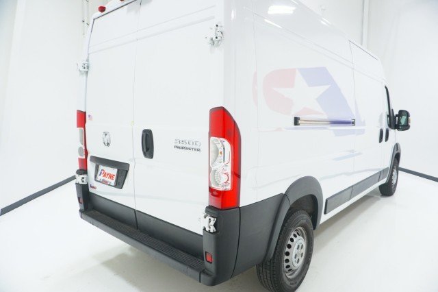 Used 2025 WHITE Ram Tradesman image 7