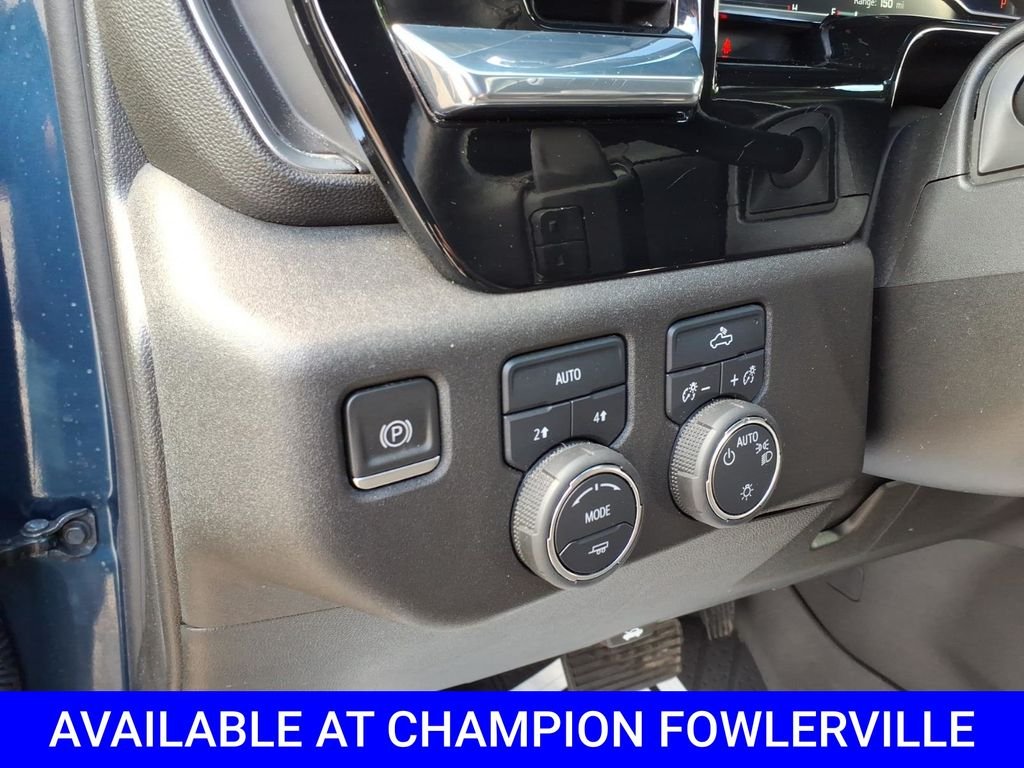 Used 2022 Blue Chevrolet LT image 18