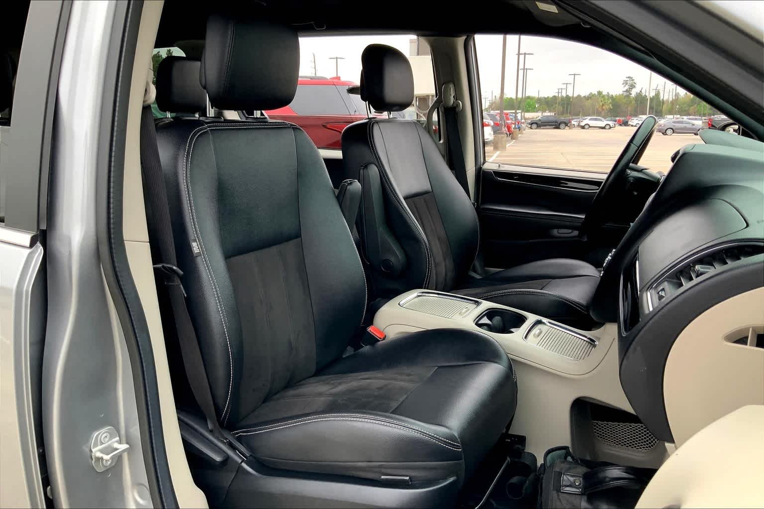 2020 Dodge Grand Caravan SXT - Photo 8
