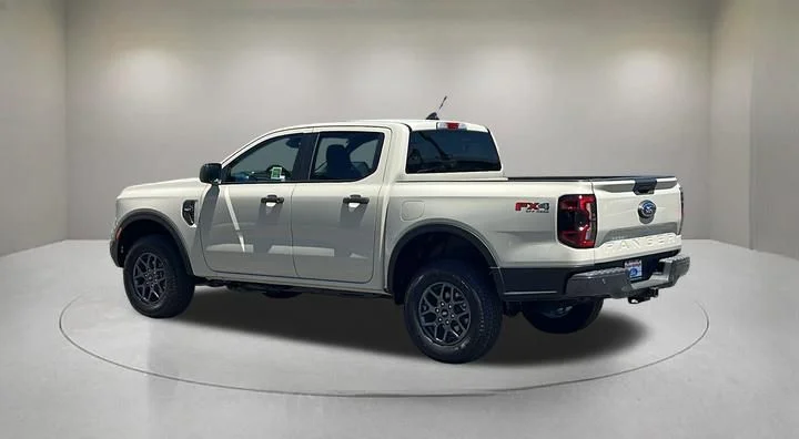 New 2026 Desert Sand Ford XLT image 4