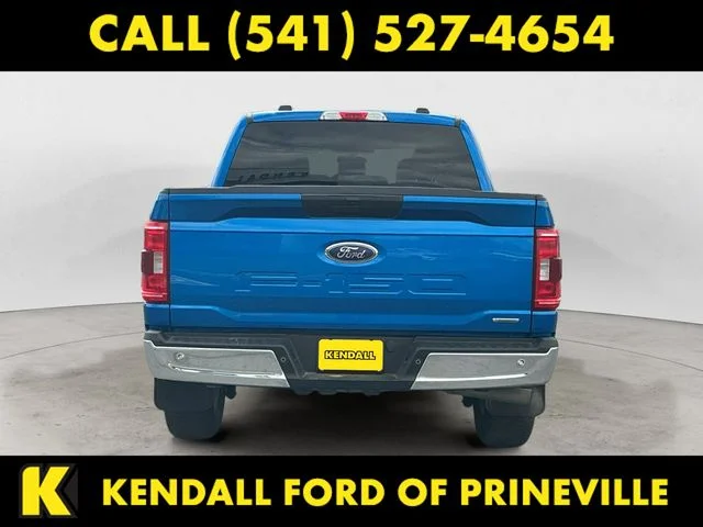 Used 2021 Blue Ford XLT image 4
