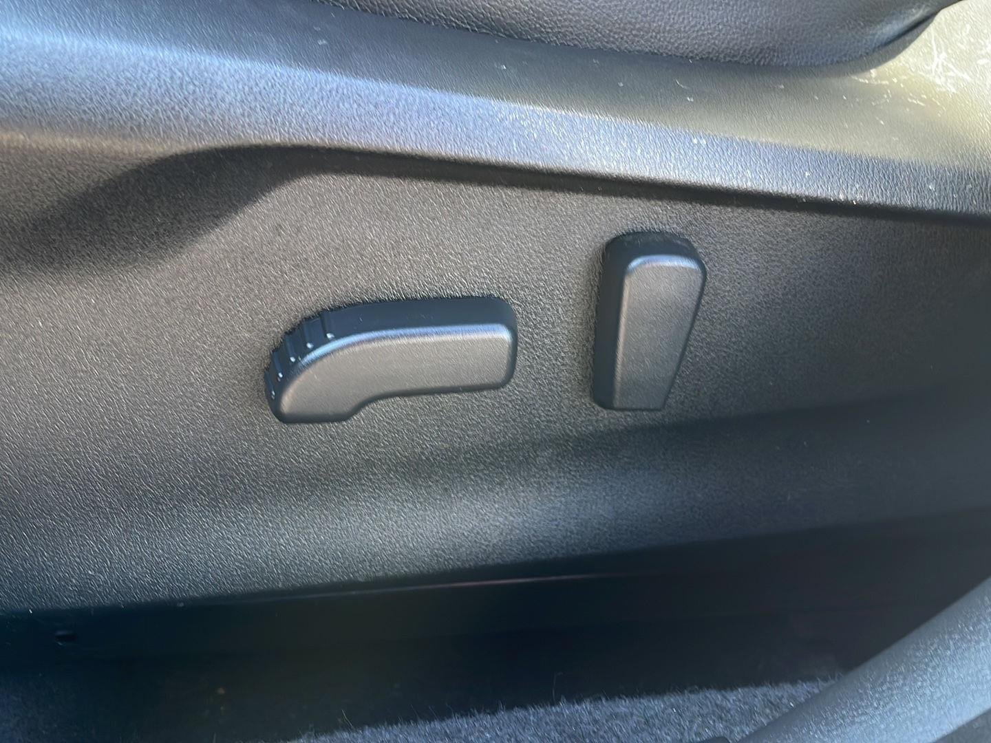 Used 2021 Magnetite Gray Metallic Subaru Limited image 10