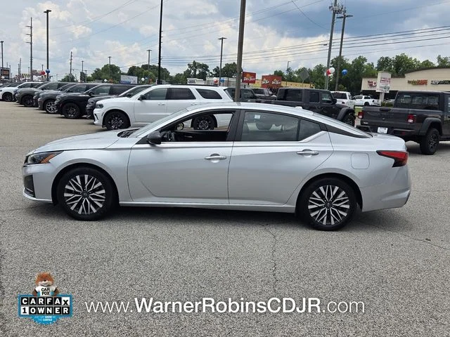 Used 2024 Silver Nissan 2.5 SV image 4