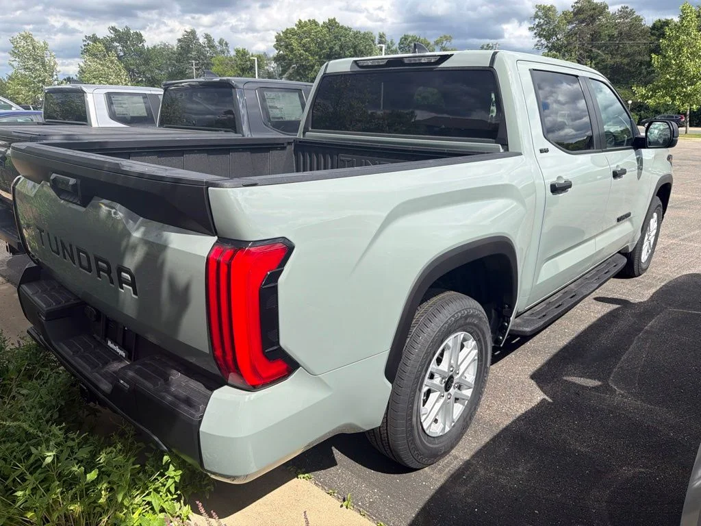 2026 Toyota Tundra SR5 - Photo 13