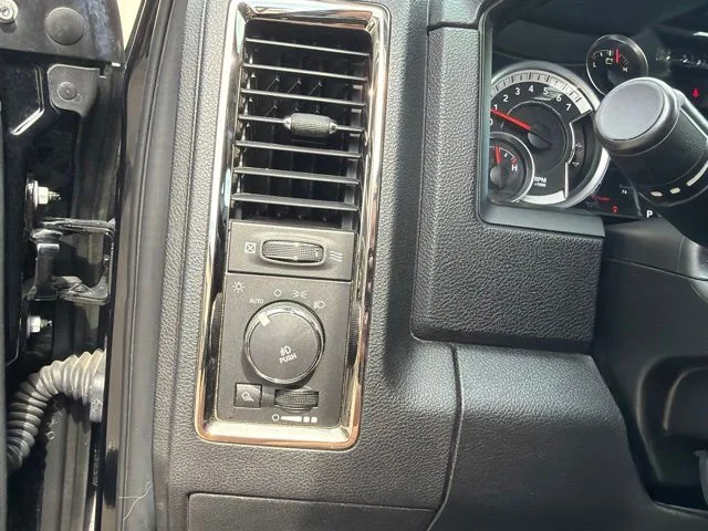 Used 2013 Black Ram Sport image 28