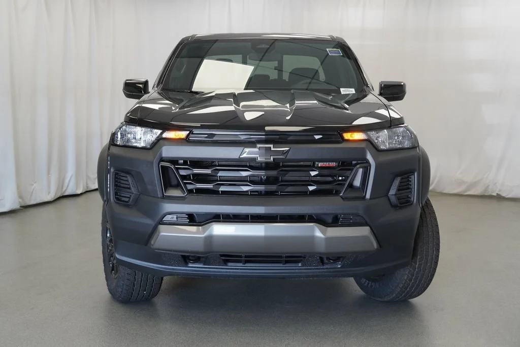 New 2026 Black Chevrolet Trail Boss image 33