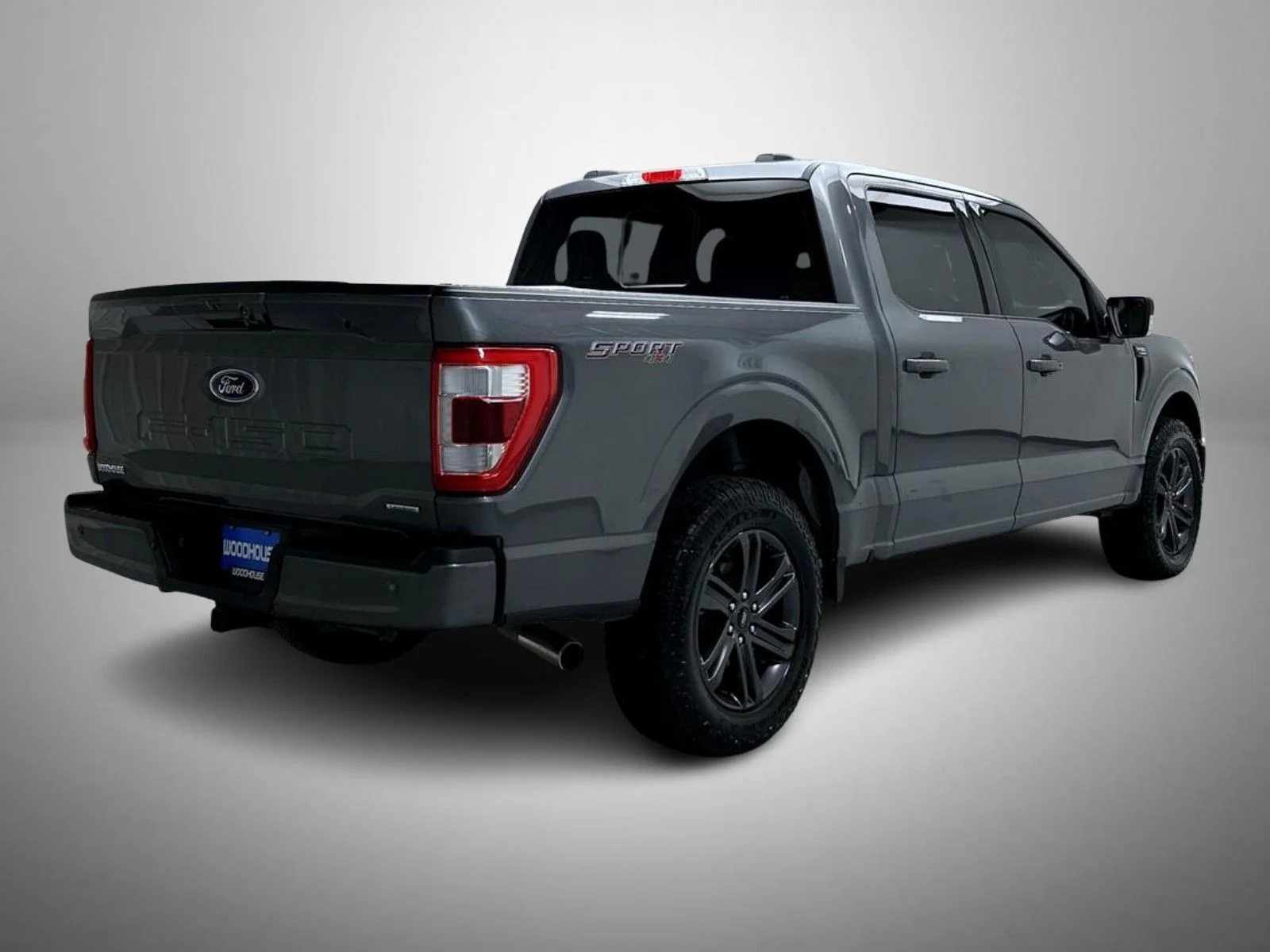 Used 2023 Gray Ford Lariat image 5