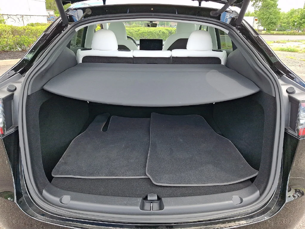 Used 2023  Tesla Long Range image 30