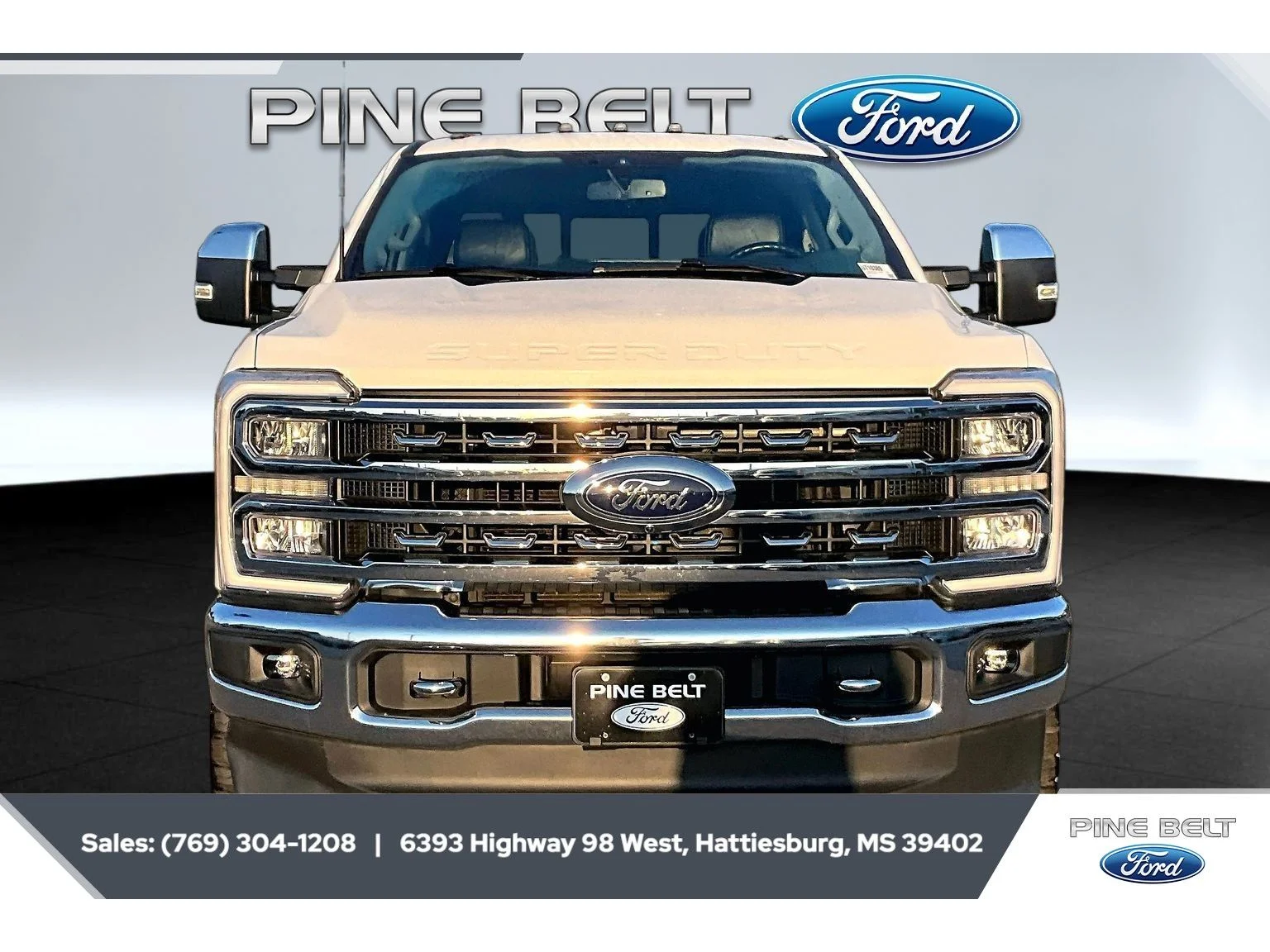 Used 2024 Star White Metallic Tri-Coat Ford LARIAT image 3