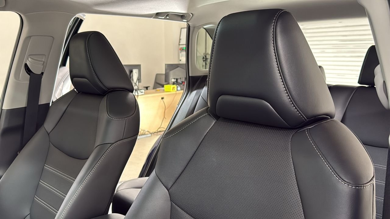 Certified Used 2025  Toyota Limited image 13