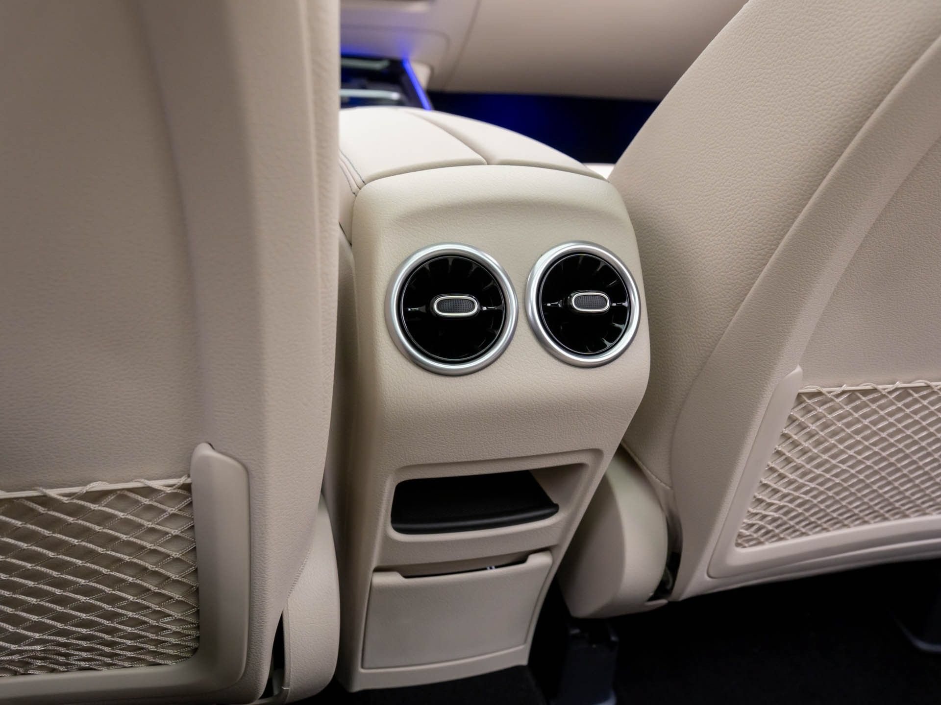 New 2026 Polar White Mercedes-Benz GLB 250 image 65