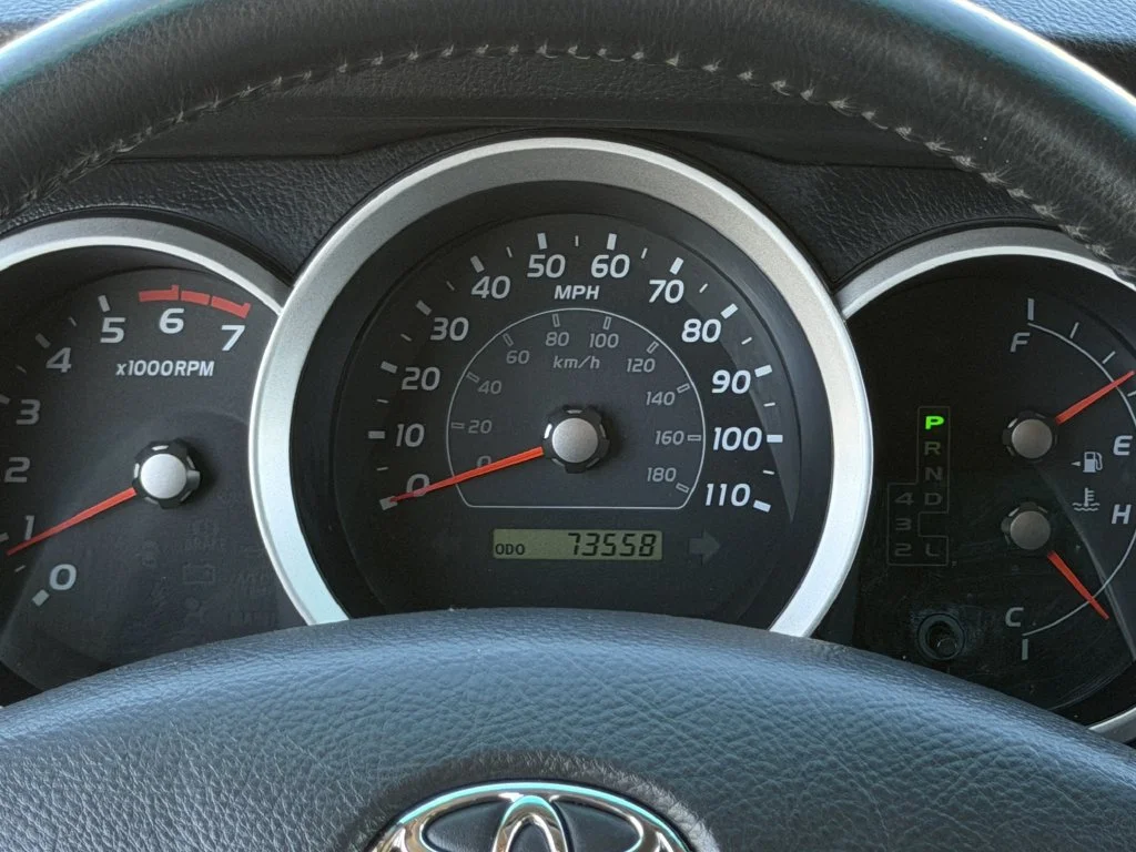 Used 2008 Silver Toyota SR5 image 15