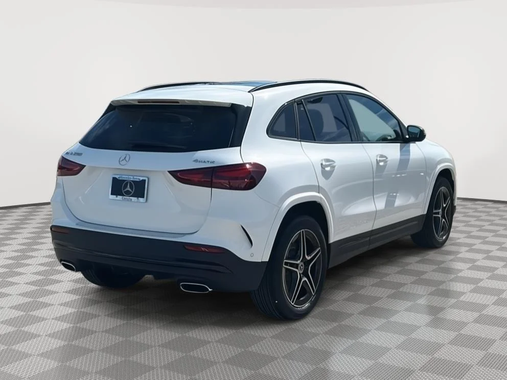 New 2026 Polar White Mercedes-Benz GLA 250 image 3