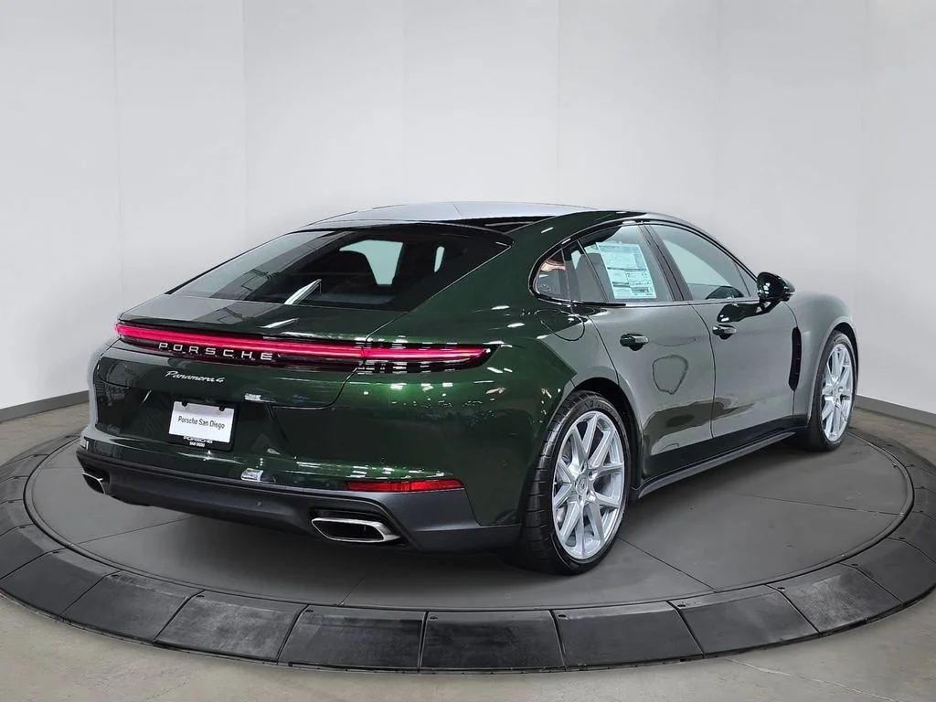 New 2026 Oak Green Metallic Neo Porsche 4 image 7
