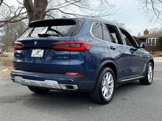 Used 2023 Blue BMW xDrive40i image 7