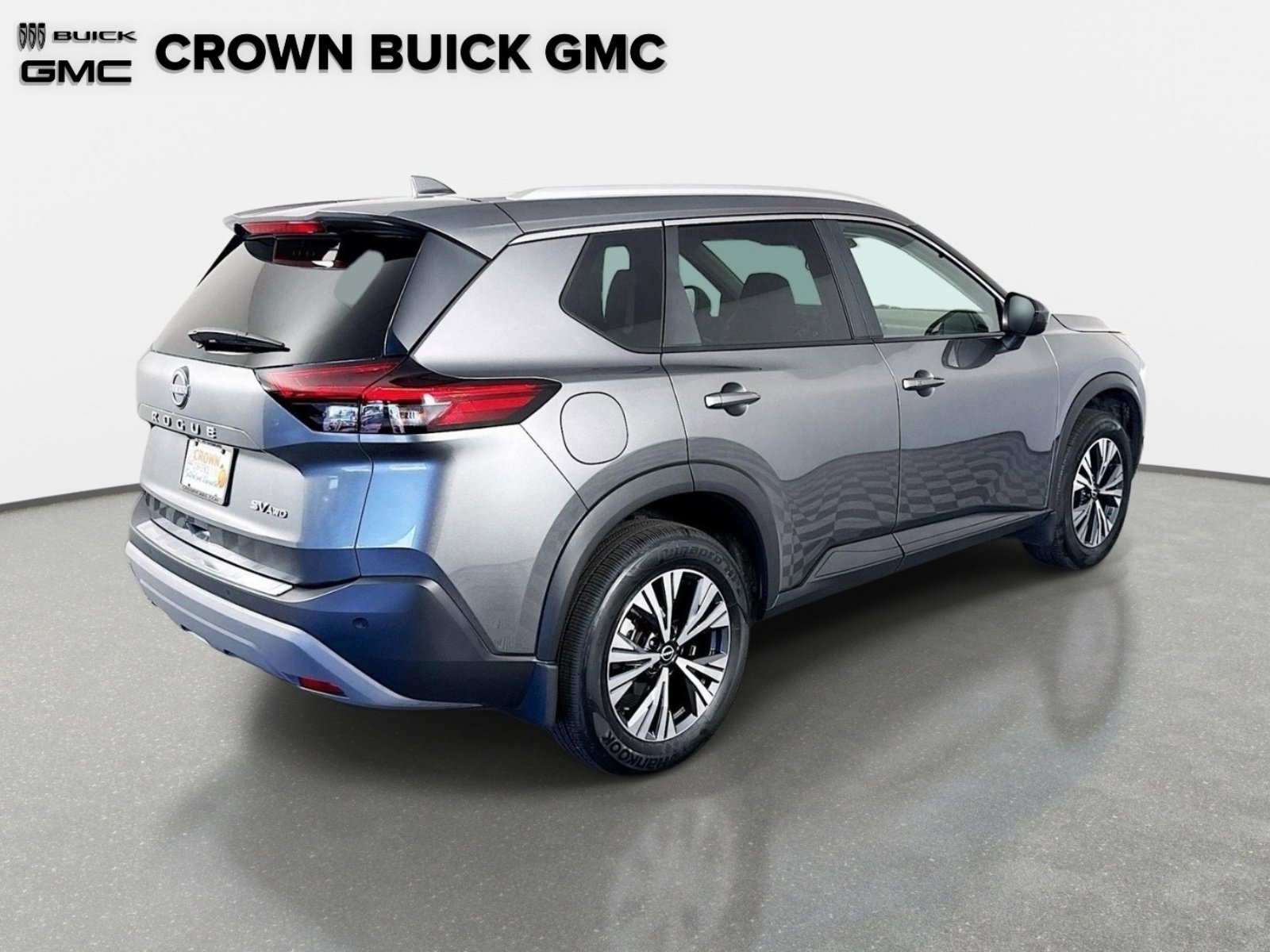 Used 2023 Gun Metallic Nissan SV image 5