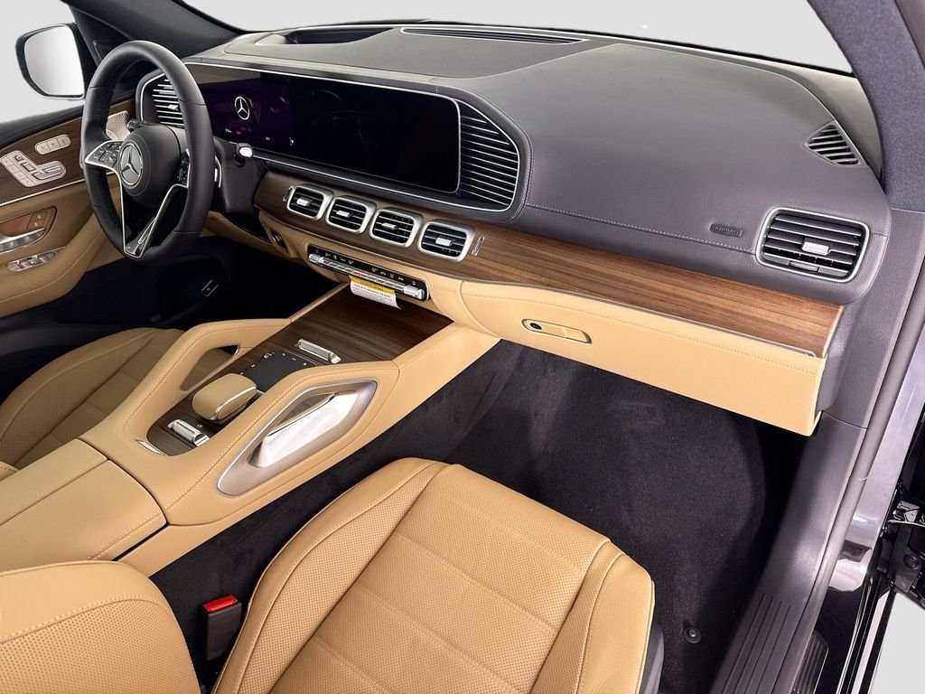 New 2026 Obsidian Black Metallic Mercedes-Benz GLE 580 image 19