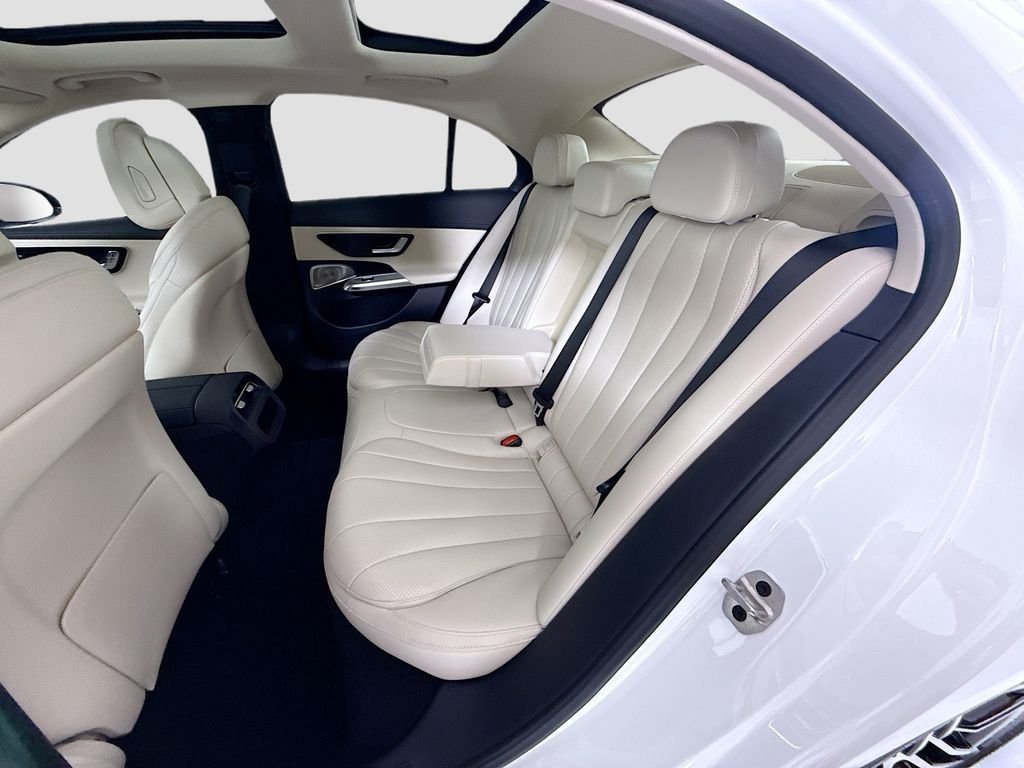 New 2026 Polar White Mercedes-Benz E 350 image 23
