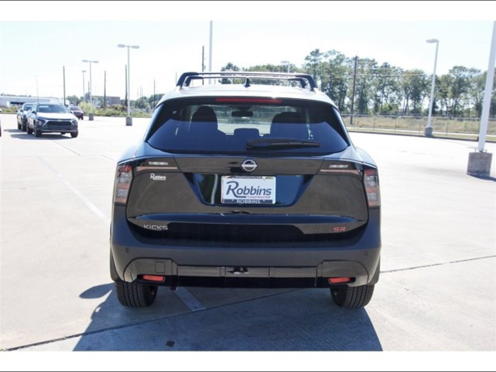 2026 Nissan Kicks SR - 2