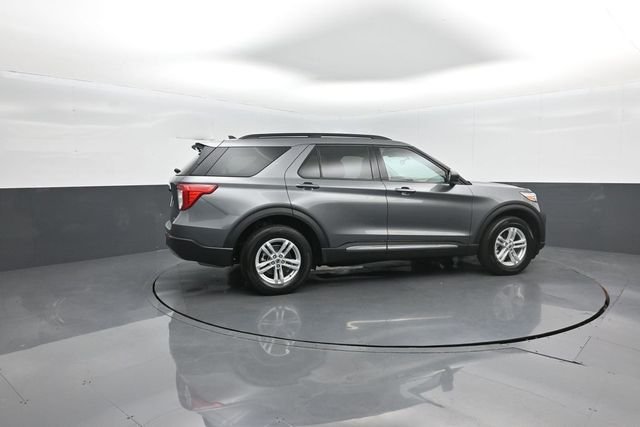 Used 2024 Gray Ford XLT image 8