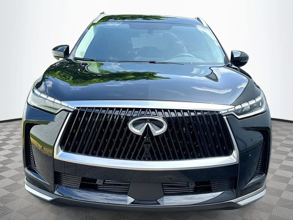New 2027 MINERAL BLACK INFINITI Luxe FWD image 2
