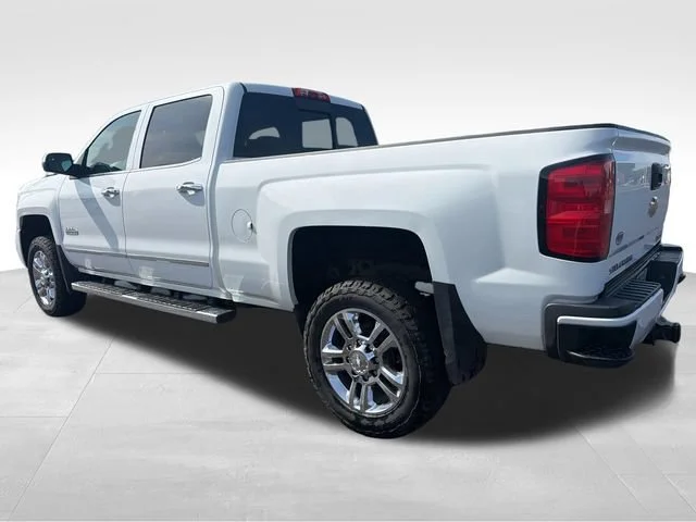 Used 2015 SUMMIT WHITE Chevrolet High Country image 3