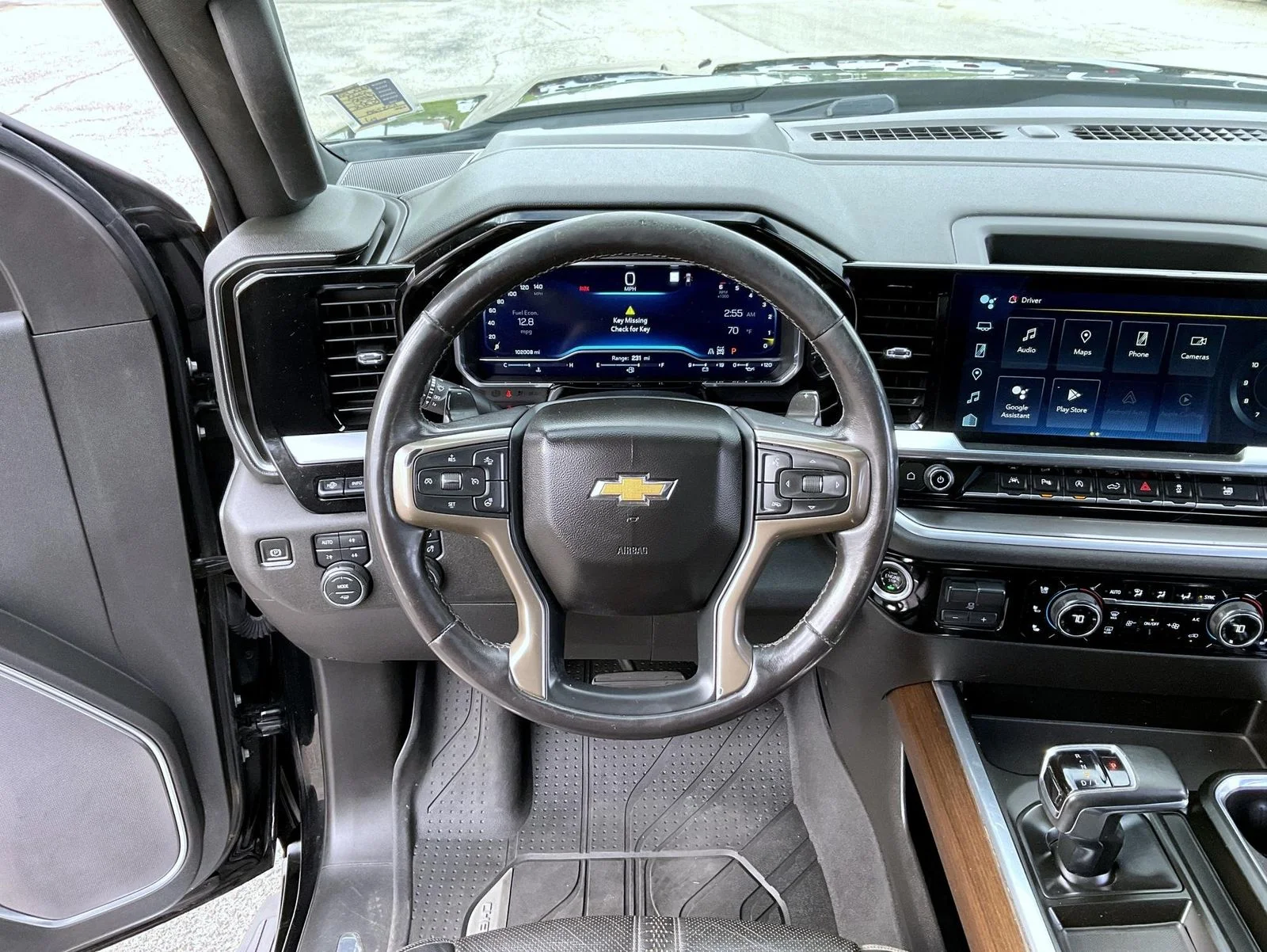 Used 2023 Black Chevrolet High Country image 11