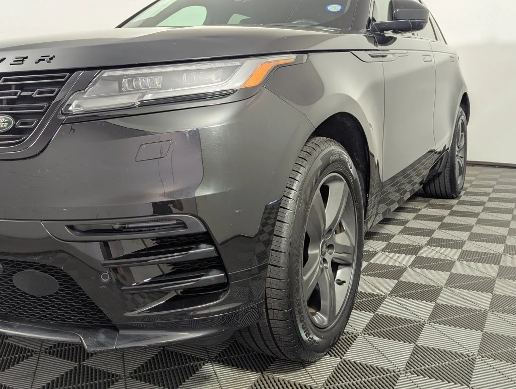 Certified Used 2025 Black Land Rover Dynamic SE image 57