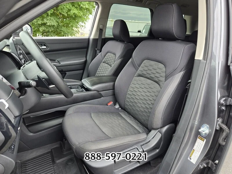 2022 Nissan Pathfinder S - Photo 9