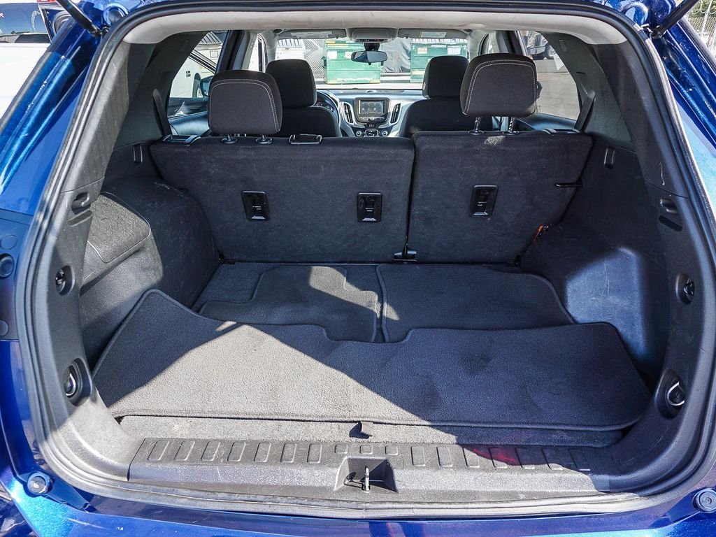 Used 2022 Blue Chevrolet LS image 24