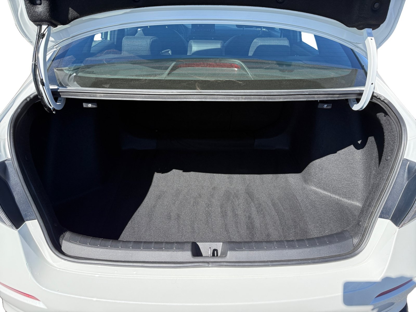 Used 2025 Platinum White Pearl Honda Sport image 37
