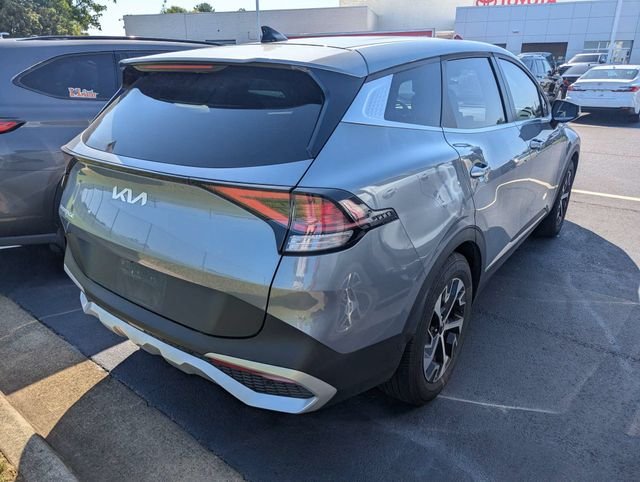 Used 2025 Silver Kia EX image 3