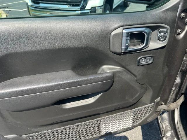 Used 2023 Gray Jeep Sport S image 23