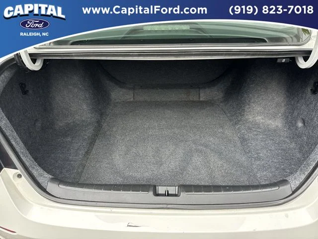 Used 2021 White Honda LX image 16